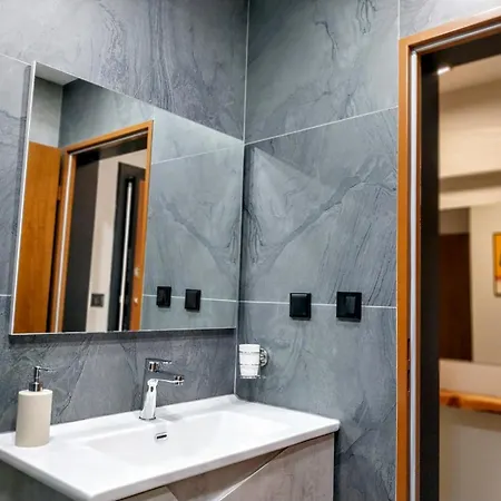 Apartament Ika *