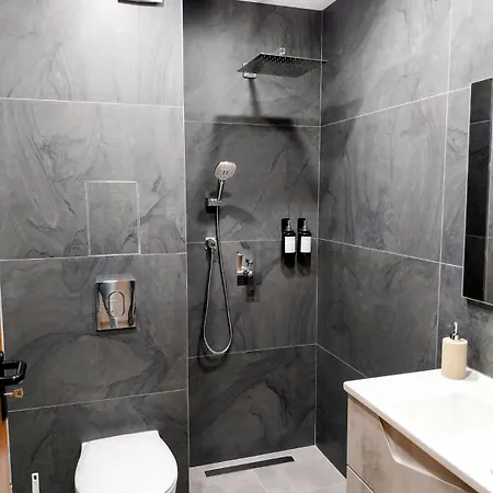 Ika Apartament *